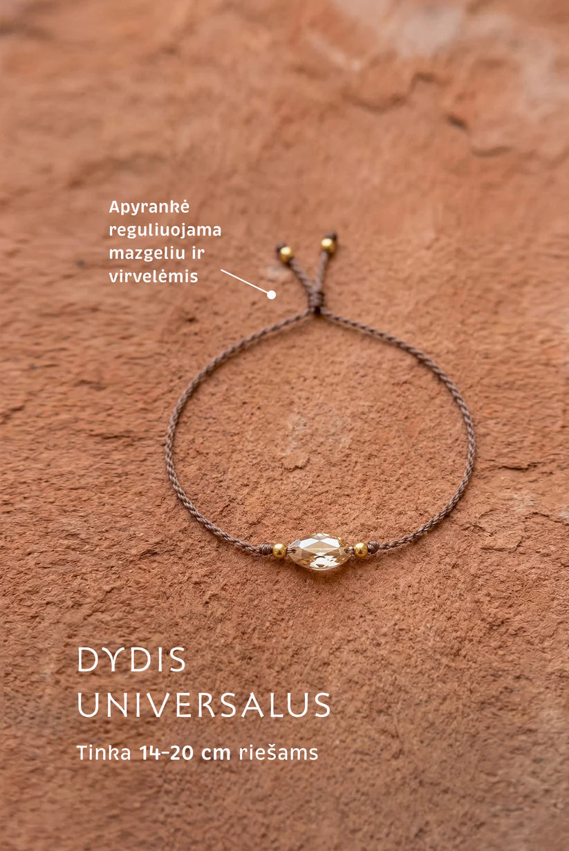 SELÉNE – Handgemaakte bruine macramé-armband met kristal