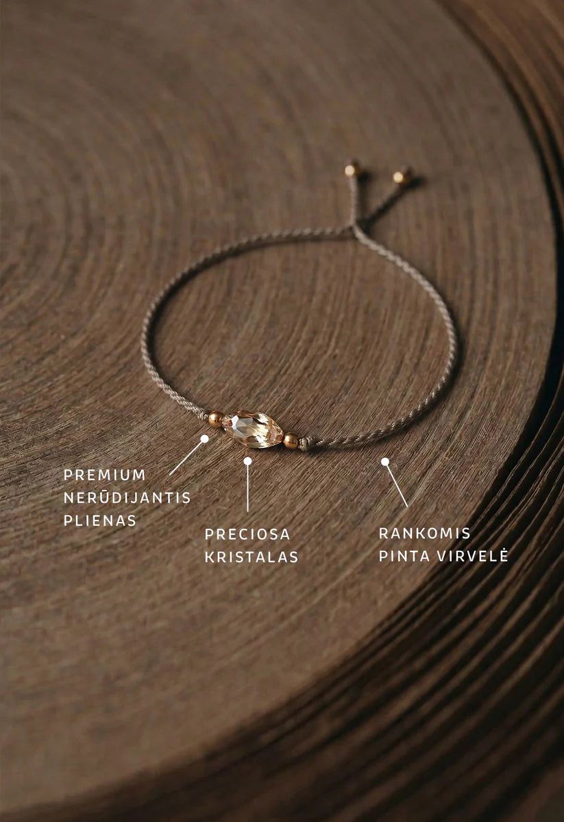 SELÉNE – Handgemaakte bruine macramé-armband met kristal